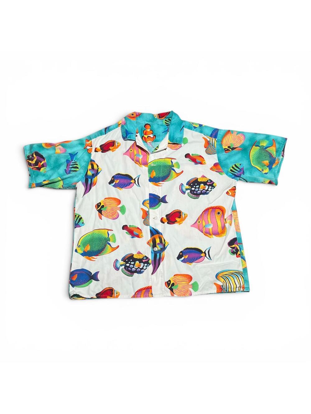 Vintage 90s Colorful Tropical Fish Print Short Sleeve Button Down Shirt